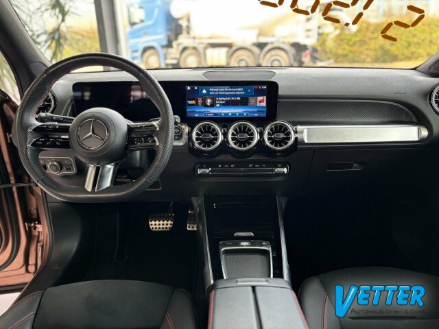 GLB 250 4MATIC AMG*PTC*Kam.*LED*Night*Offroad*