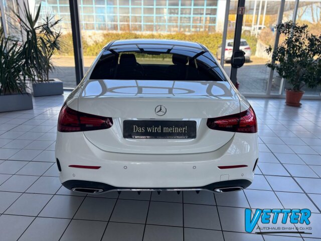 A 200 Limousine AMG Line/Navi/Keyless-Go/Styling