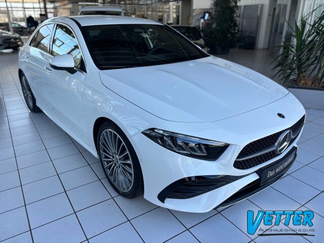A 200 Limousine AMG Line/Navi/Keyless-Go/Styling