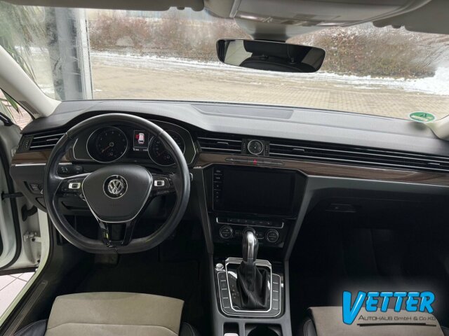 Passat Variant 2.0 TSI BMT Highline Navi*SHD*LED