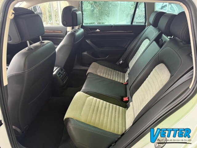 Passat Variant 2.0 TSI BMT Highline Navi*SHD*LED