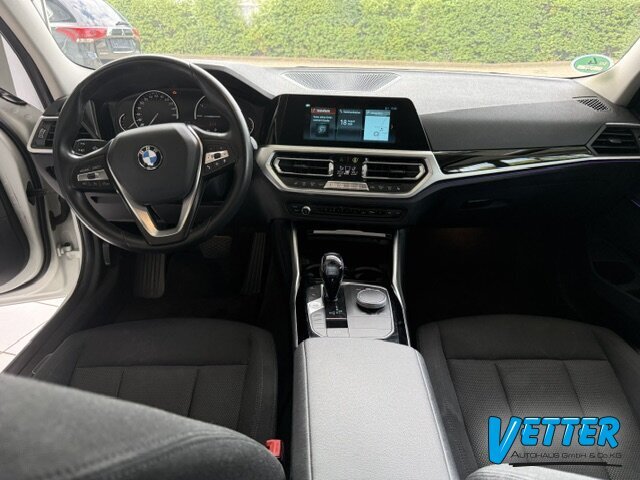 320 i Advantage Autom.*Klima*Navi*LED Sitzhzg.